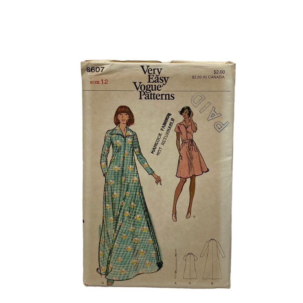 Very Easy Vogue 8607 Misses Tent Shaped Robe Sewing Pattern Size 12